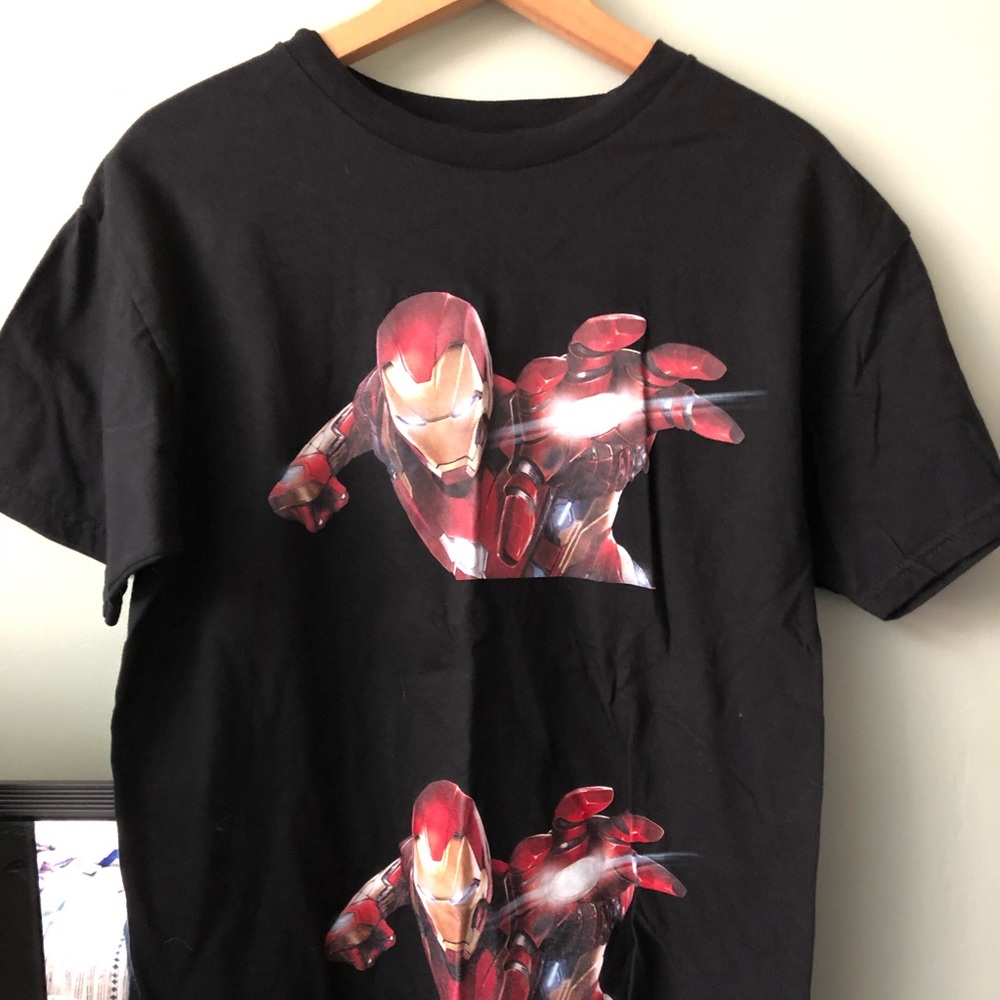 EUC VINTAGE MARVEL Iron Man T shirt